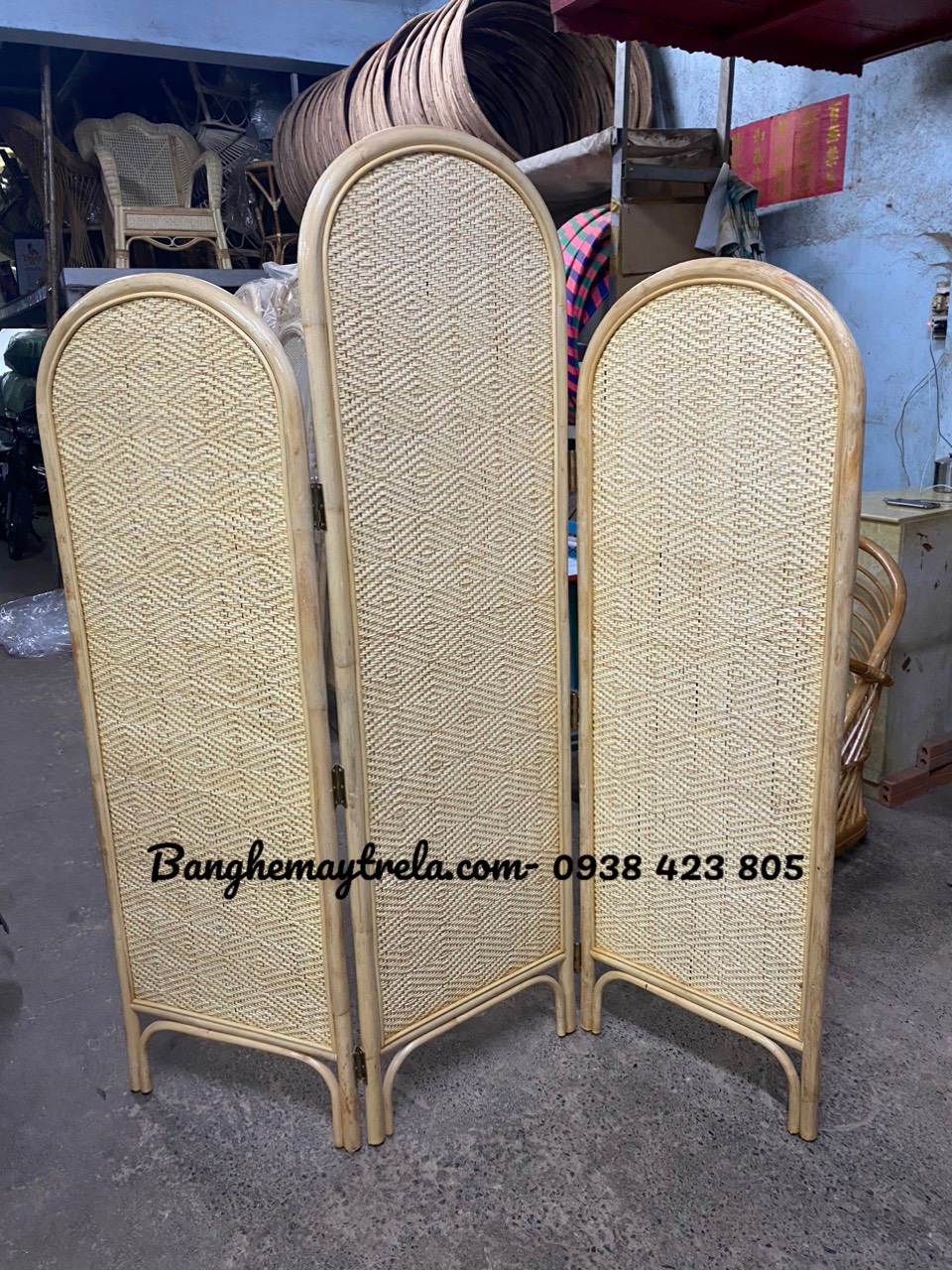 
								Bình phong mây đan kín MA696