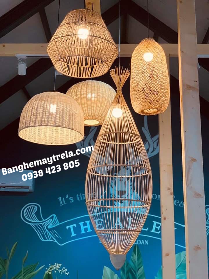 
								Đèn lồng mây tre trang trí DN151