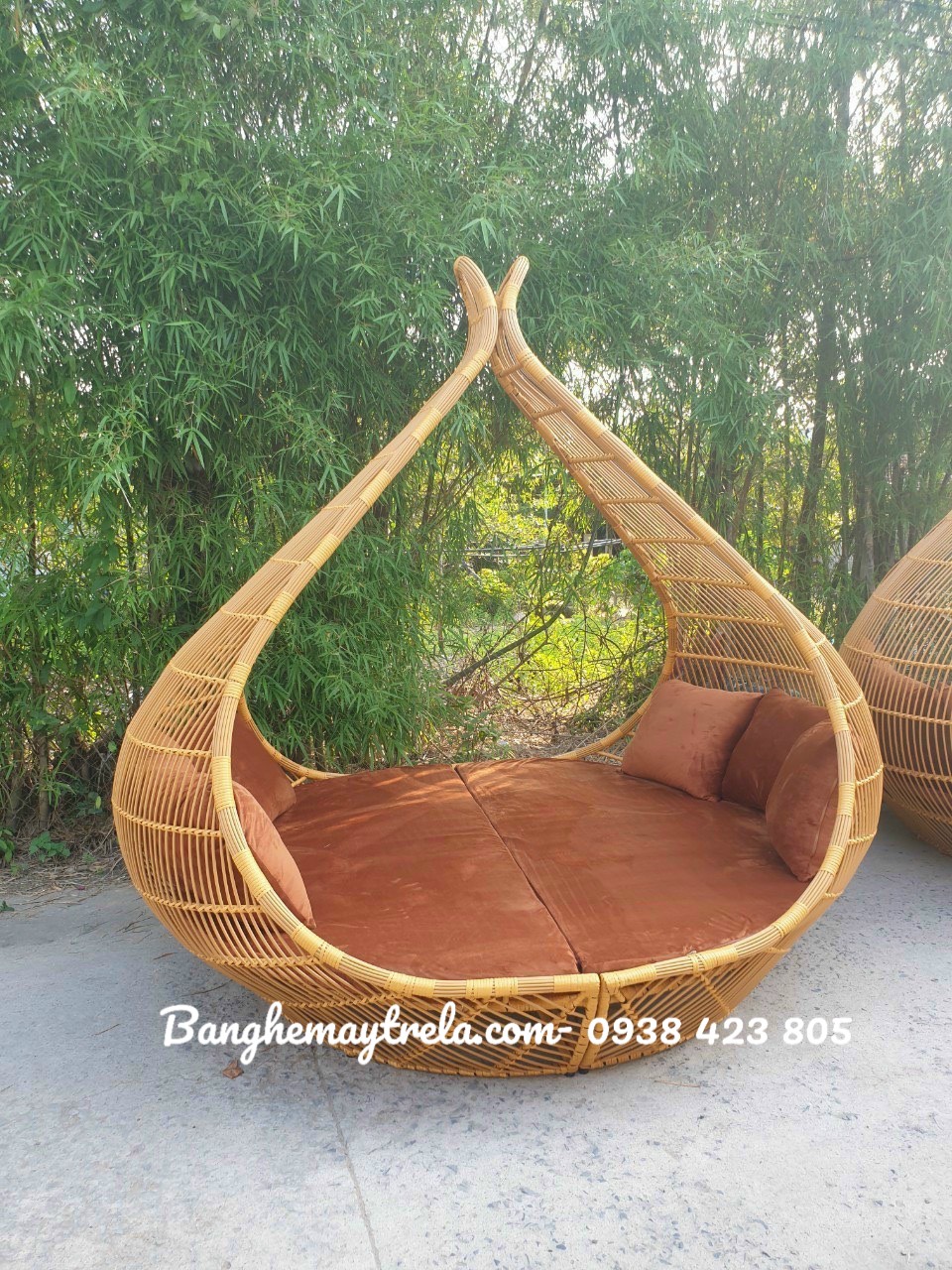
								Ghế mây nhựa hồ bơi NH189