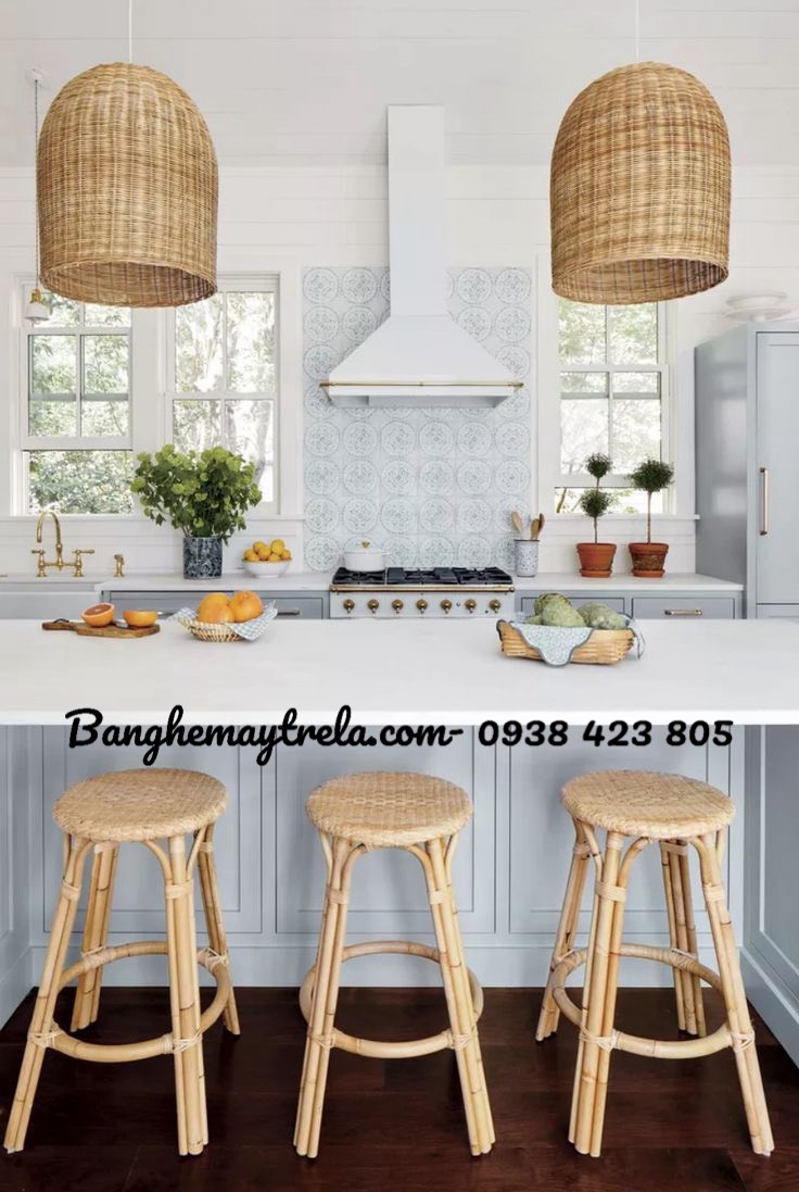 
								Ghế mây quầy bar MA750