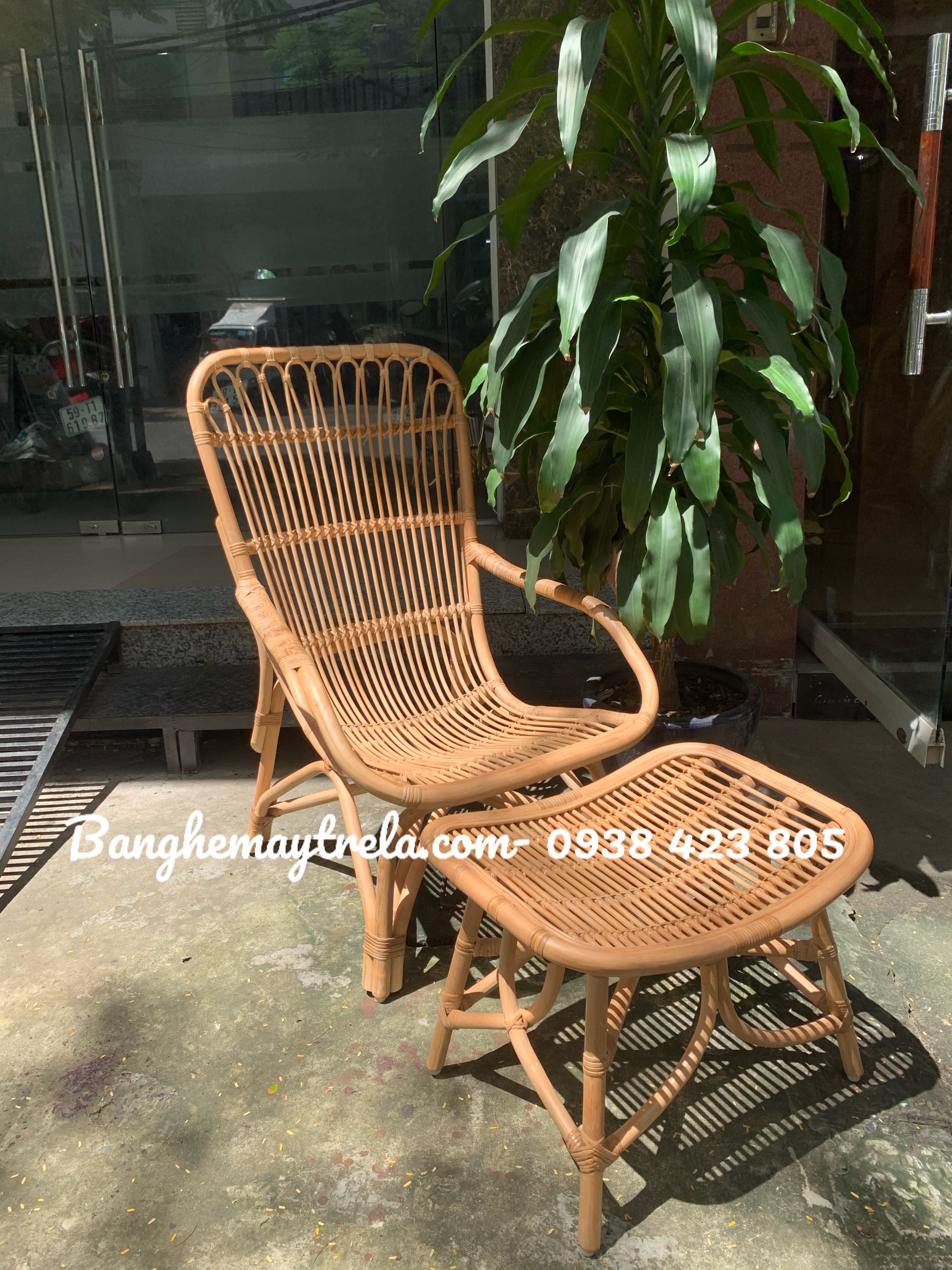
								Ghế thư giãn mây tre kèm đôn gác chân MA307