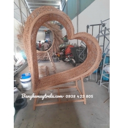 Ghế trái tim chụp hình mây tre đan MA698