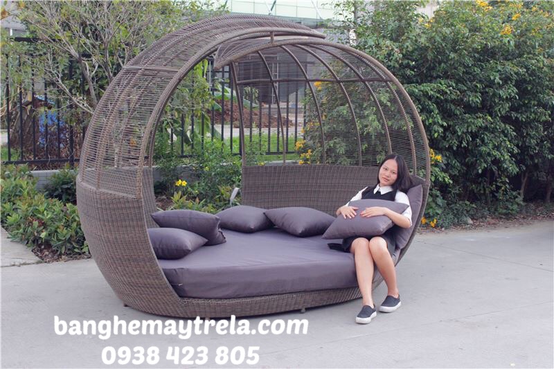 
								Giường hồ bơi mái vòm NH60