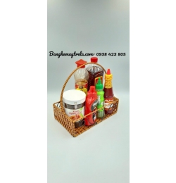 Giỏ chữ nhật có quai nhựa giả mây NH320